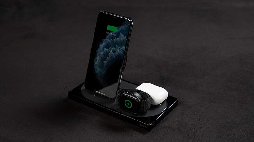 BOOST↑CHARGE 三合一无线充电器特别版可充电多款 Apple 设备